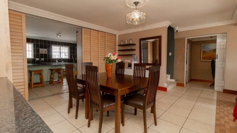 8 Bedroom Property for Sale in Country Club Western Cape